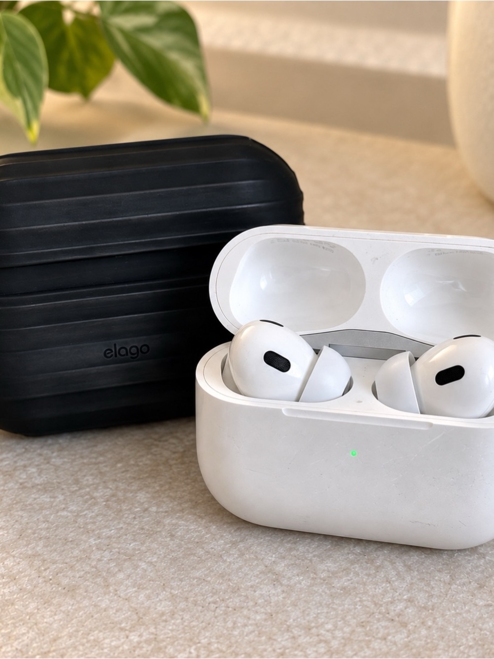 Authentic Apple AirPods Pro (2nd Gen) Used